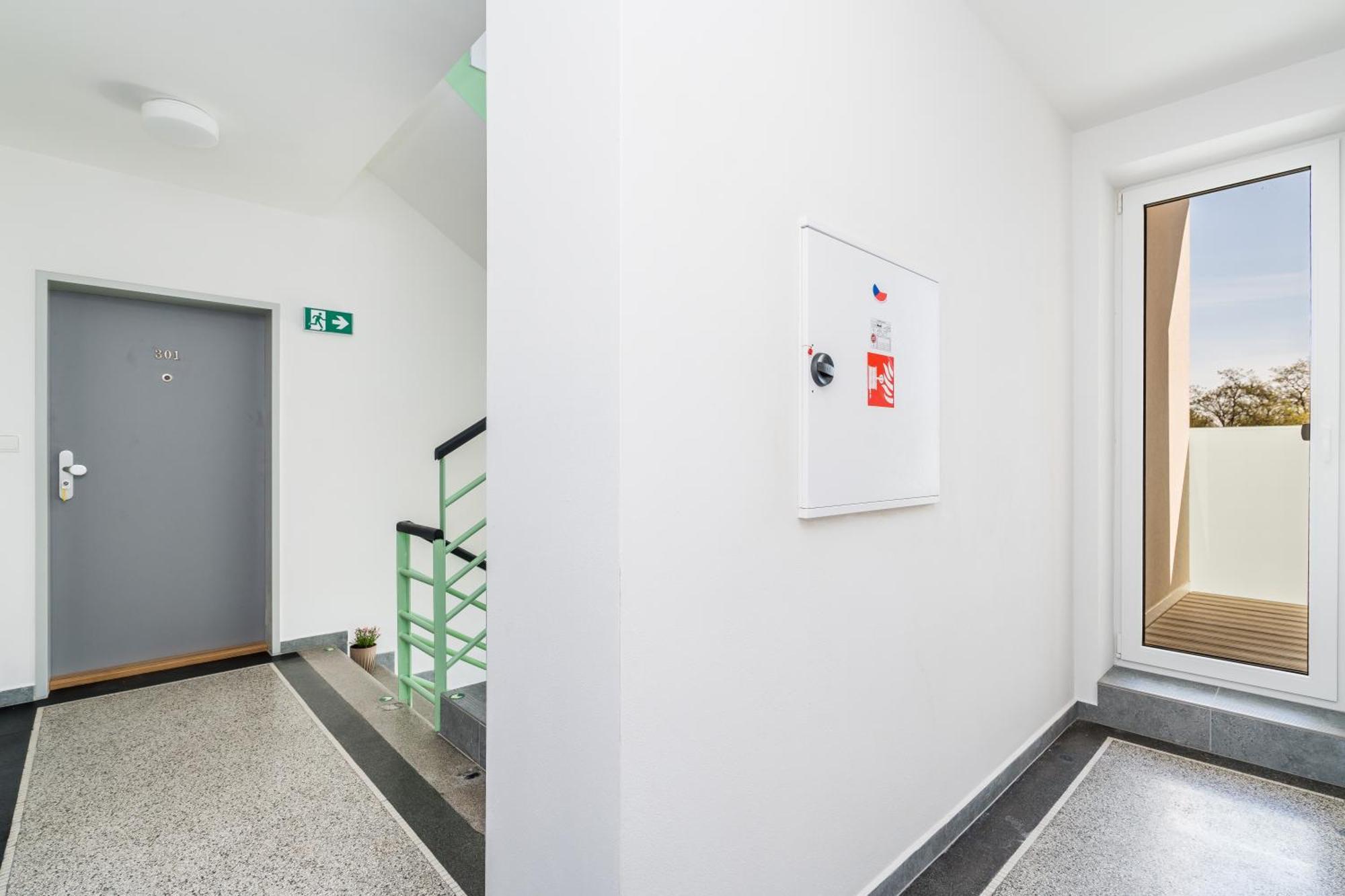 Perla Hradce 202 Apartamento Hradec Králové Exterior foto